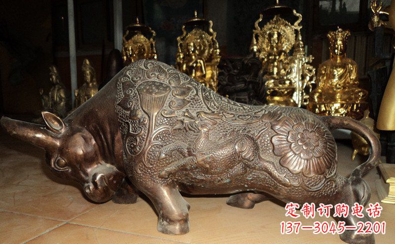 泰安园林拓荒牛景观铜雕