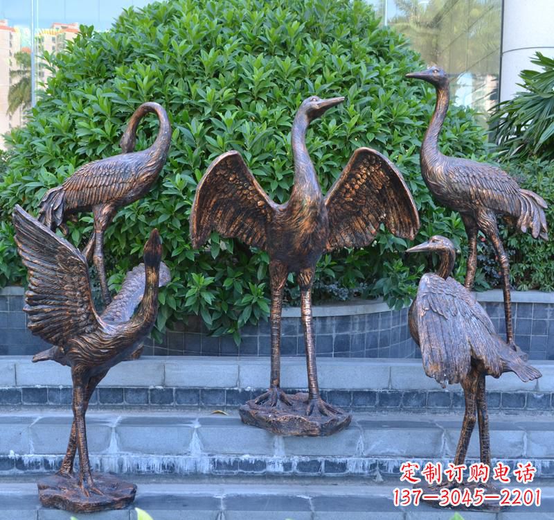 泰安展翅仙鹤雕塑