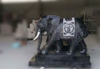 泰安中国黑石材大象雕塑