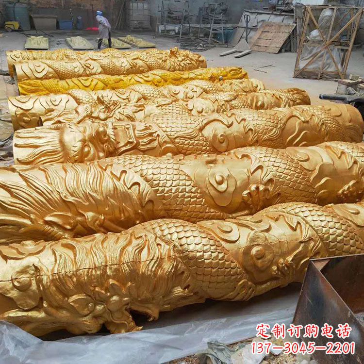 泰安铸铜龙柱