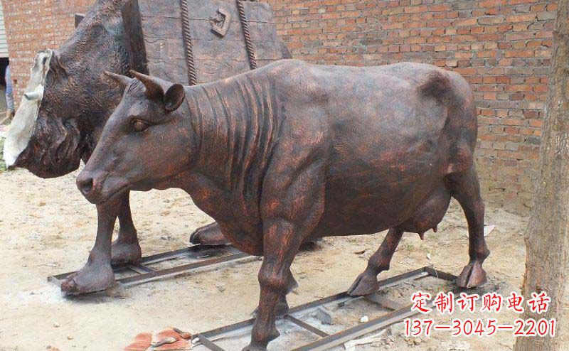 泰安铸铜奶牛公园动物铜雕