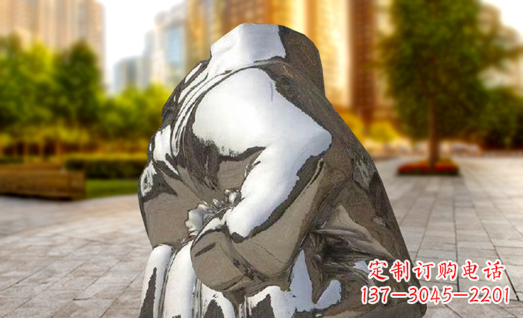 泰安不锈钢拳头广场景观雕塑